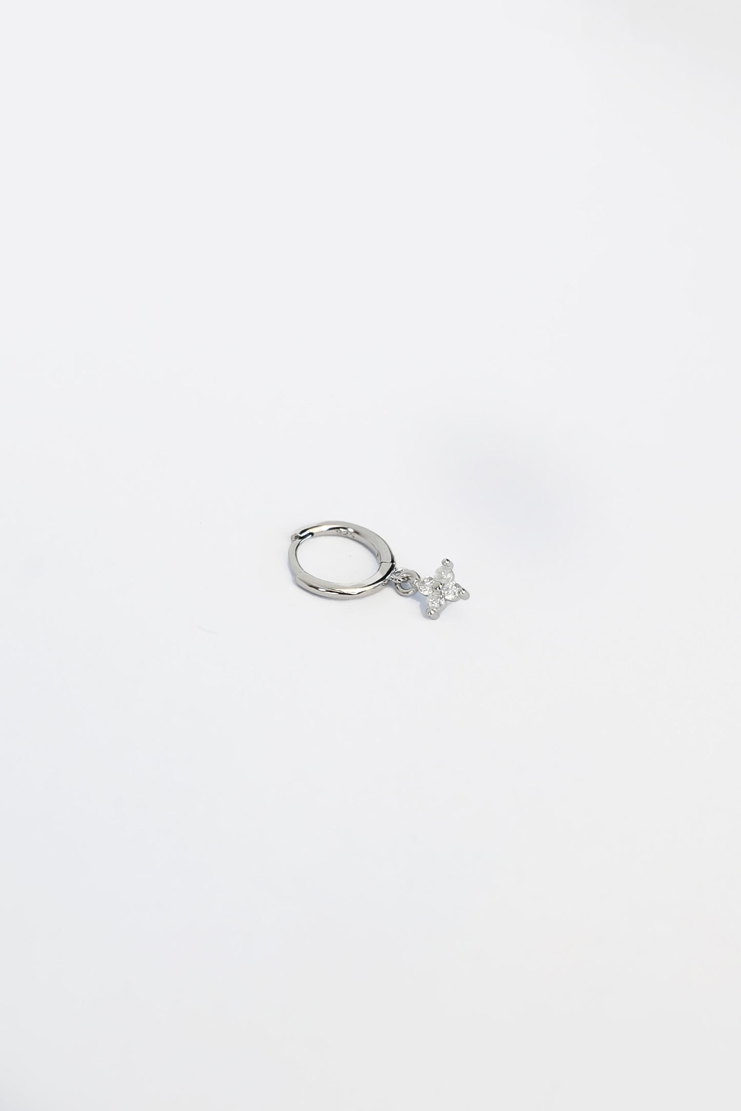 Jessie Hoop Earrings - Silver