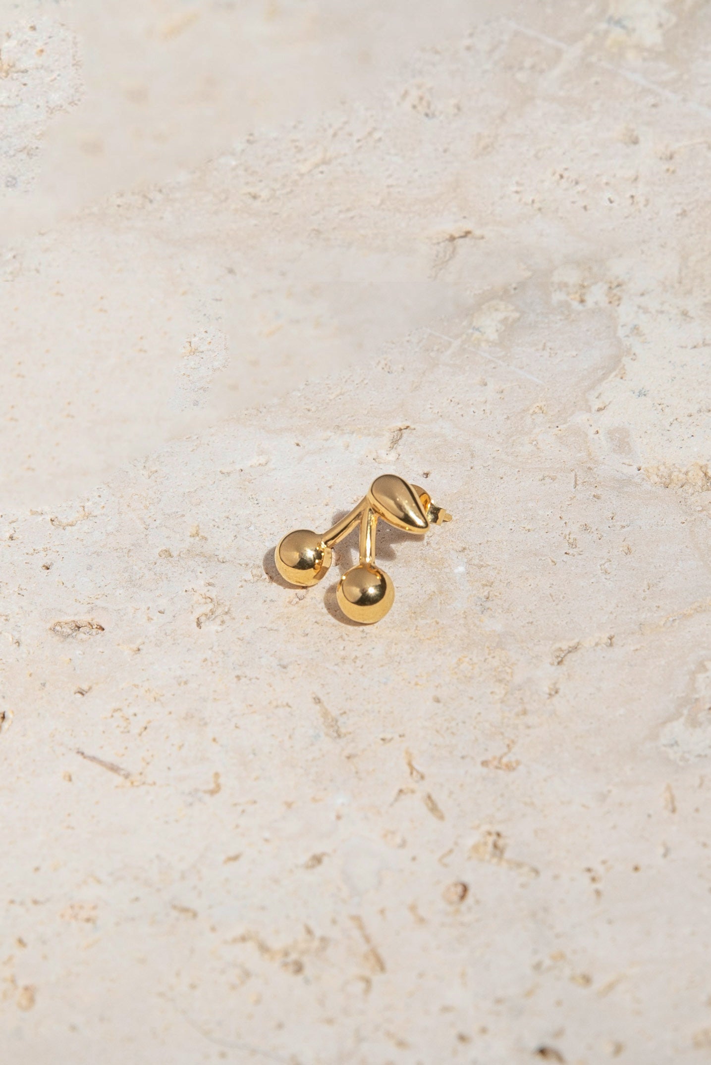 Mon Chéri Stud Earrings - Gold