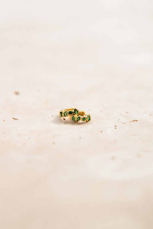 Zoé Huggie Earrings - Gold - Emerald