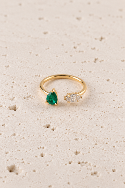 Delilah Ring - Gold / Emerald
