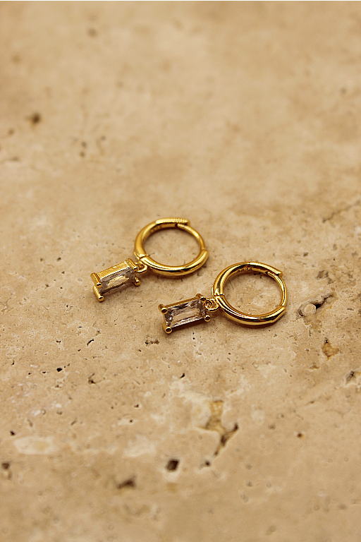 Leah Drop Earrings - Diamond / Gold