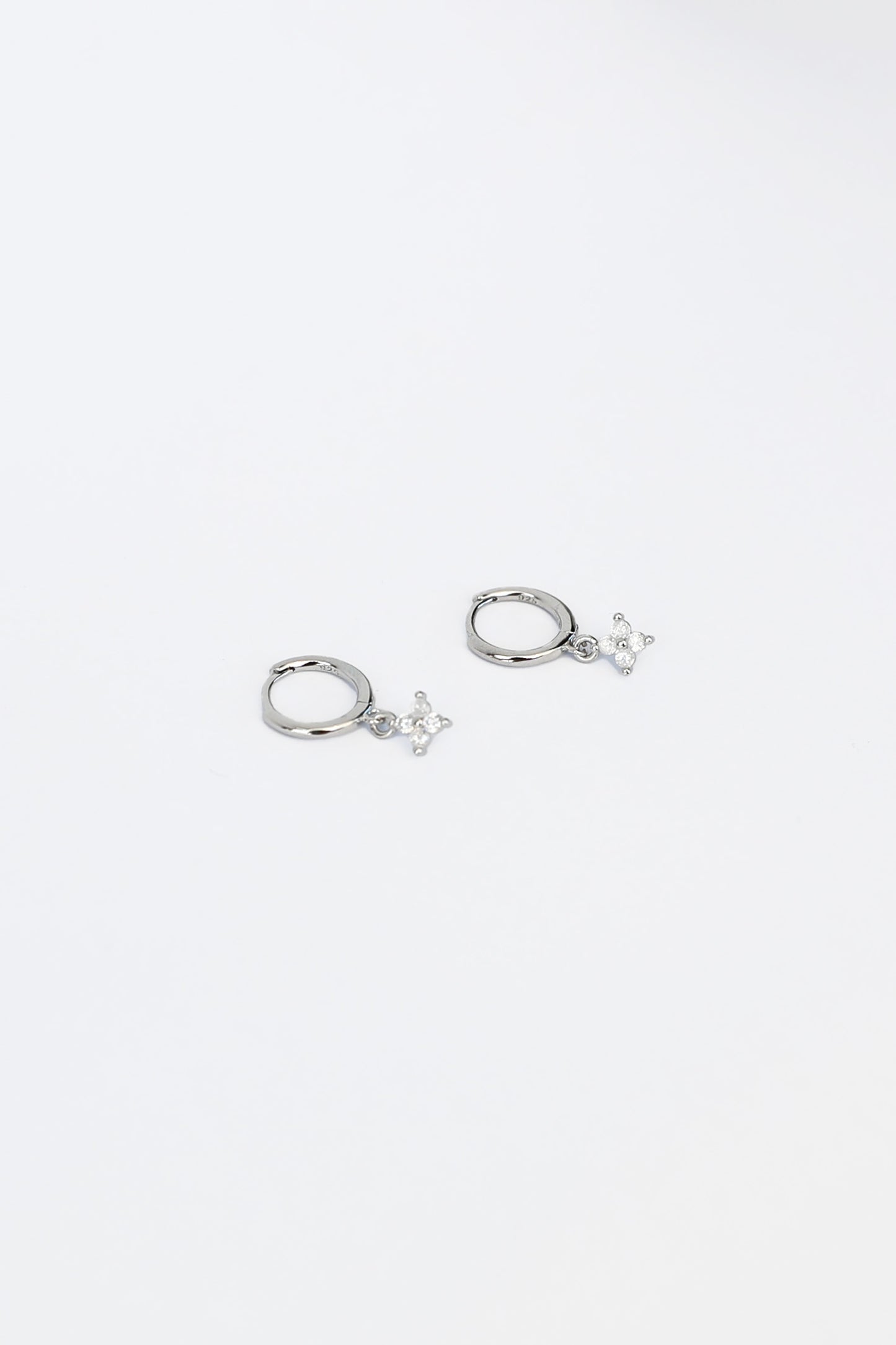 Jessie Hoop Earrings - Silver