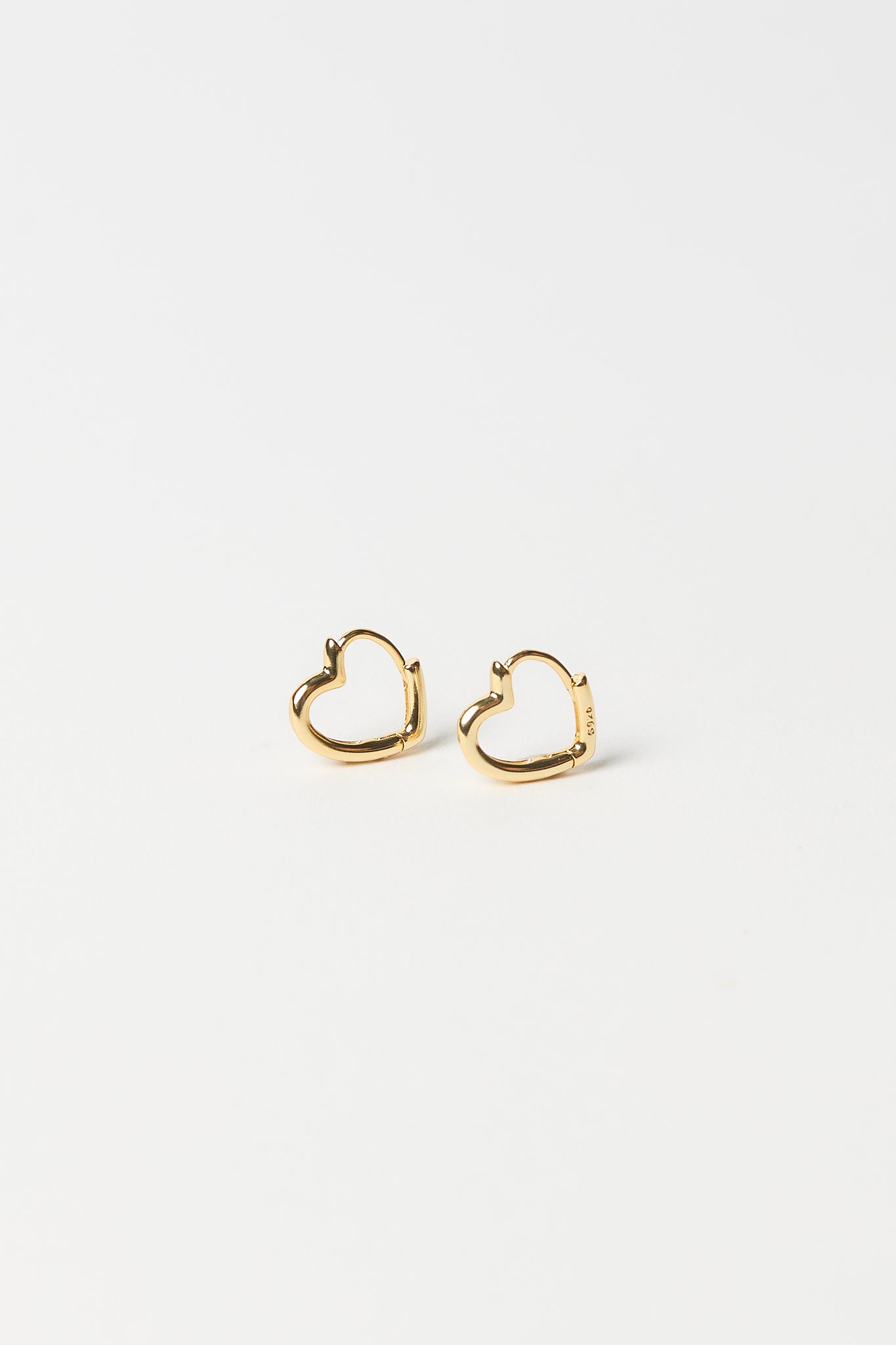 Lover Sleeper Earrings - Gold