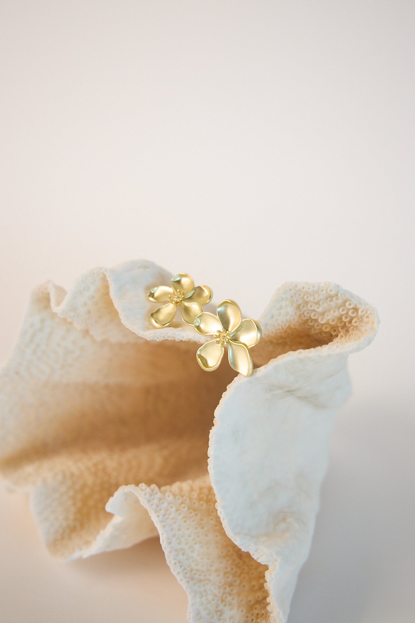 Fleur Earrings - Gold