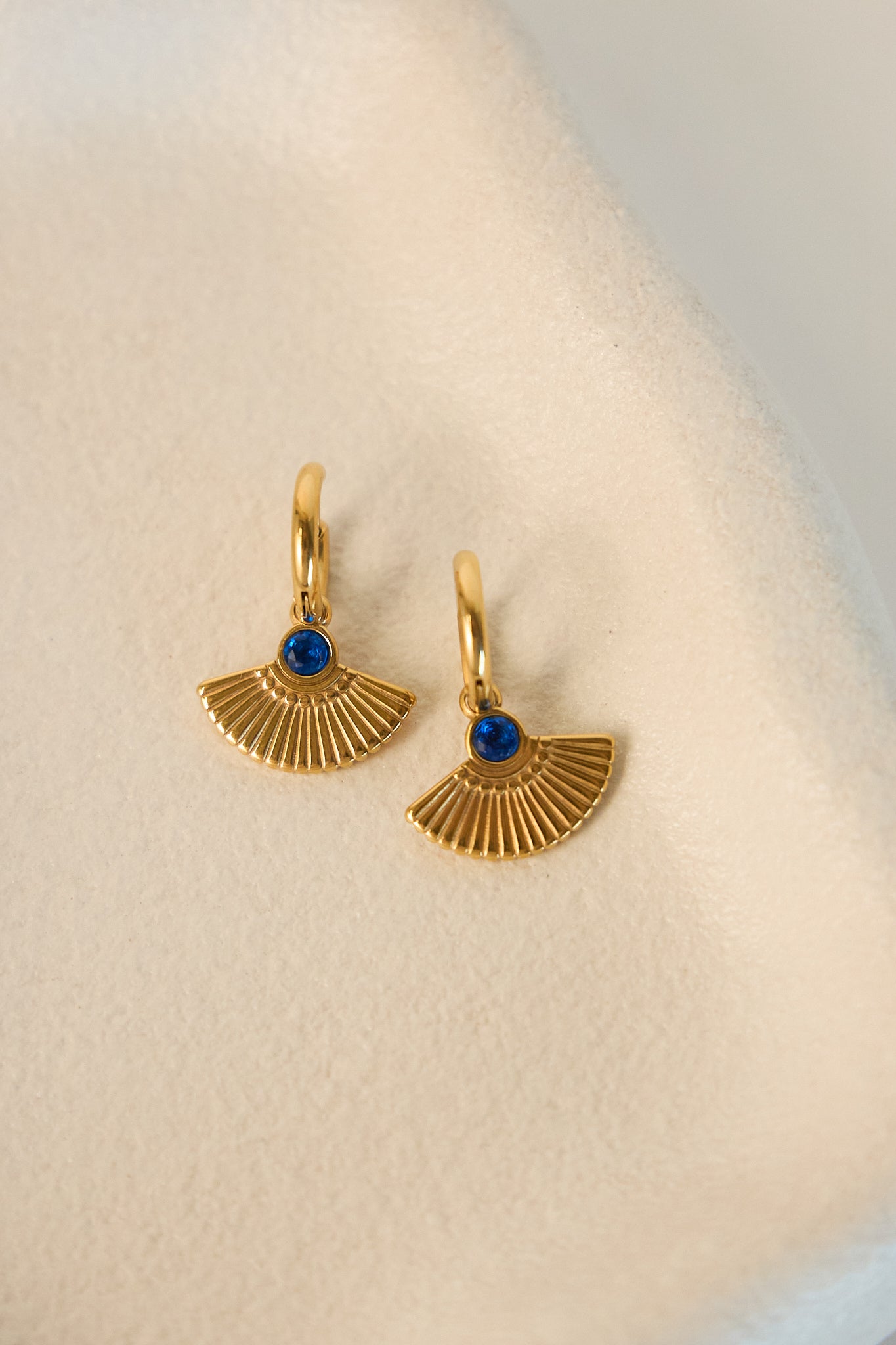 Mason Earrings - Gold / Sapphire