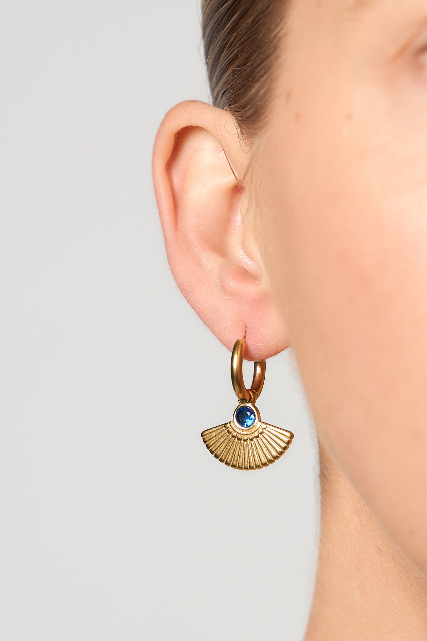 Mason Earrings - Gold / Sapphire