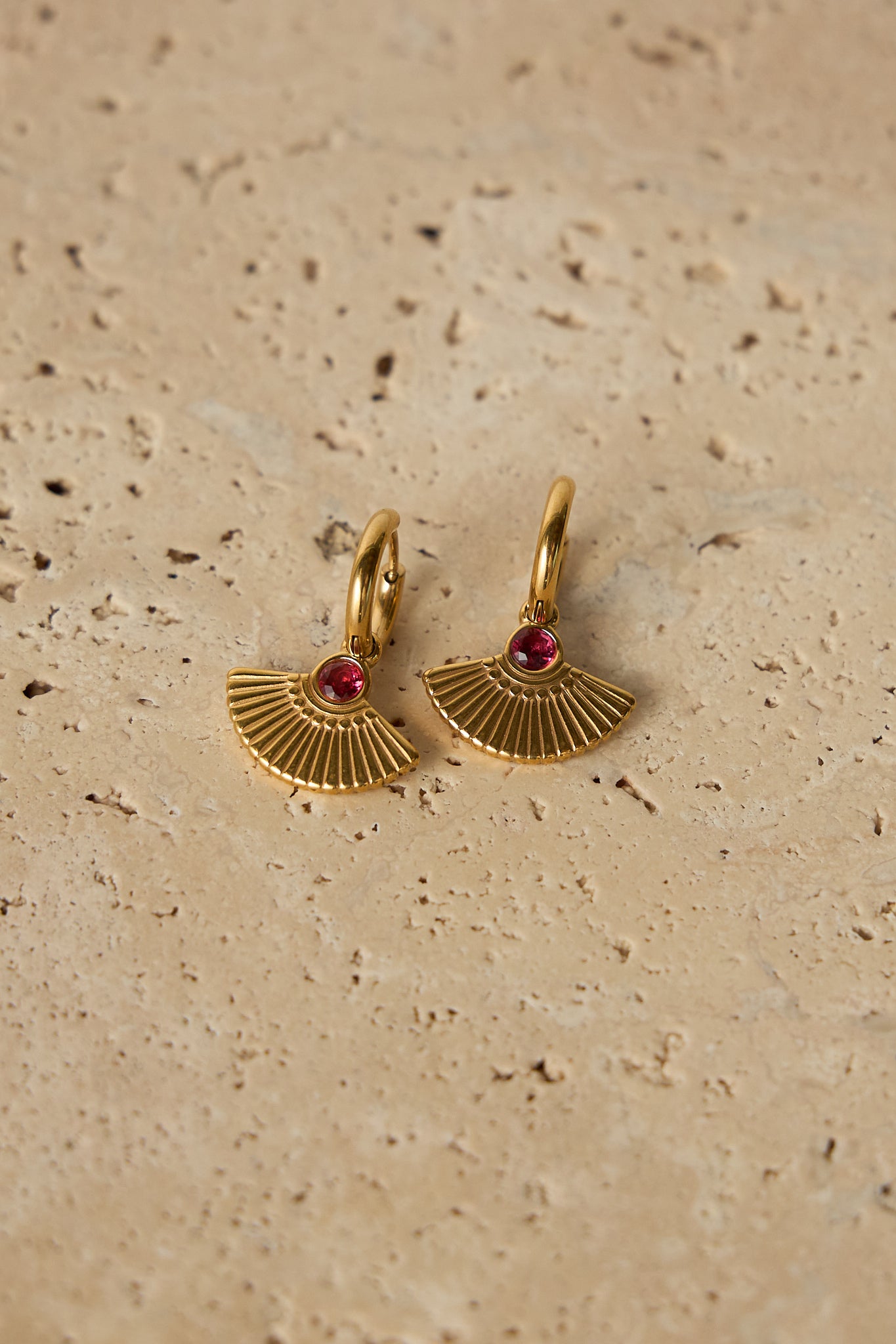 Mason Earrings - Gold / Fuchsia