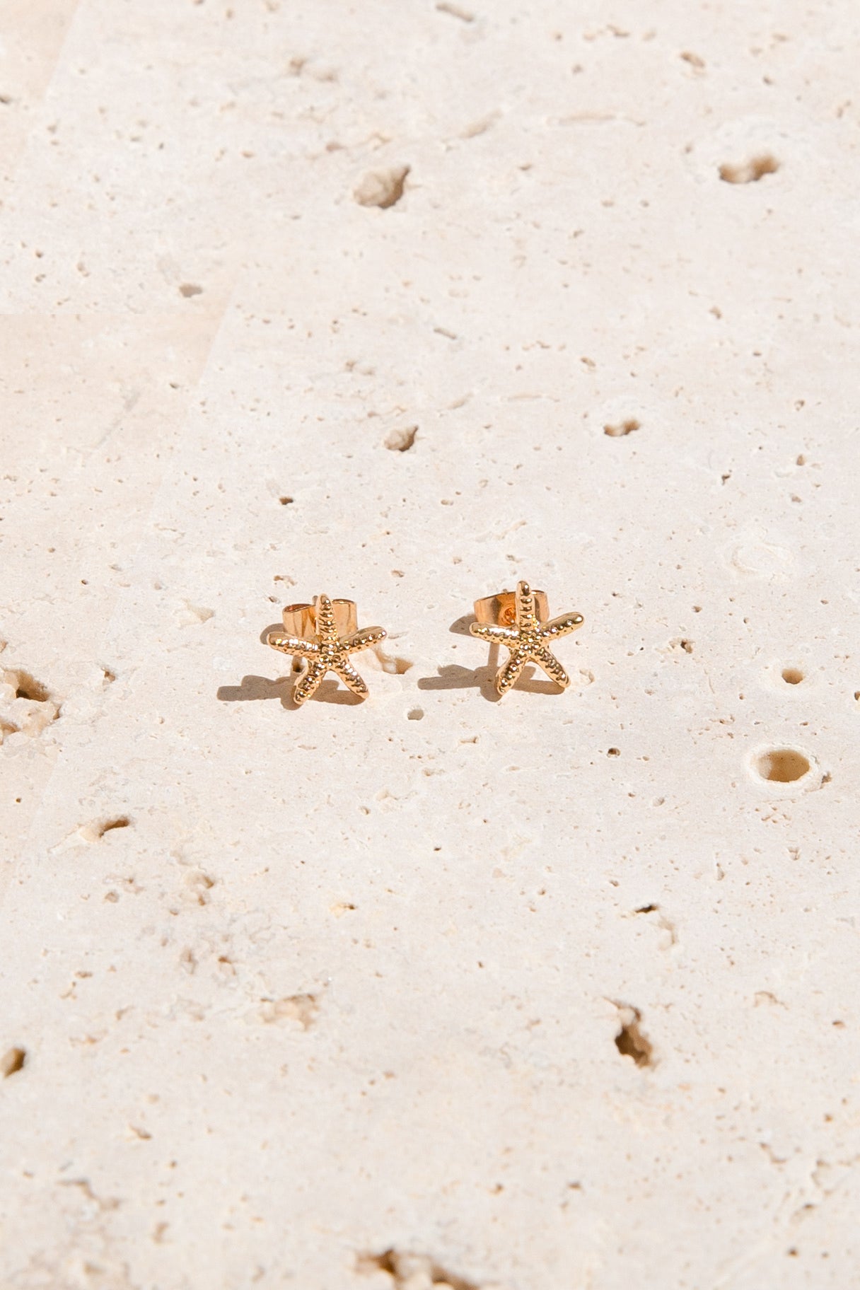 Echo Starfish Stud Earrings - Gold