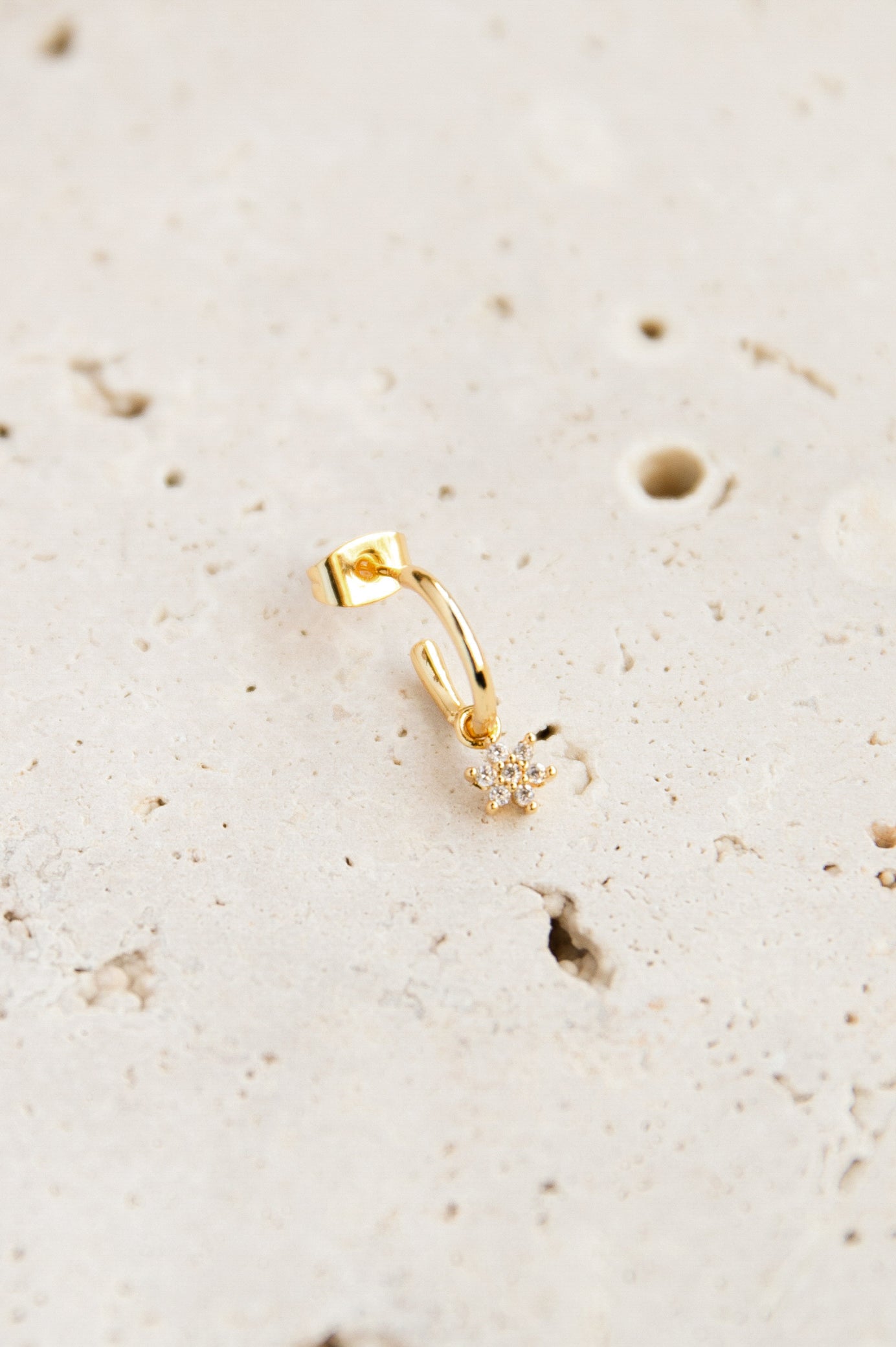 Nova Hoop Earrings - Gold