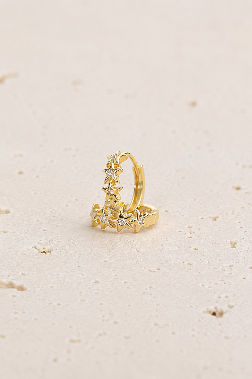 Nova Huggie Earrings - Gold